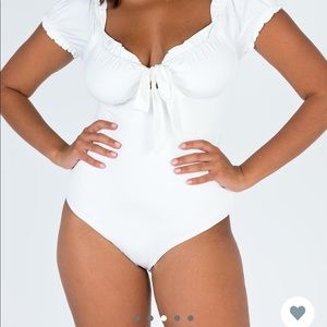 Princess polly Medina bodysuit